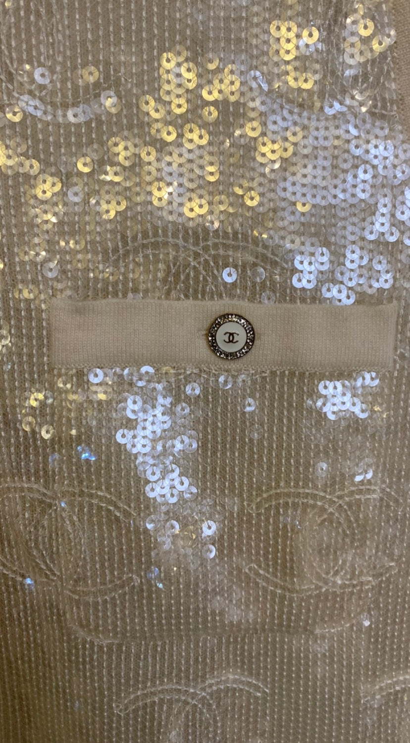 Rare Chanel 22S CC Sequin Cream Iridescent Vest Mini Dress Waistcoat Cardigan FR 40