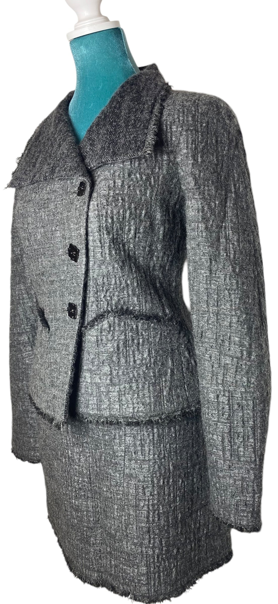 Chanel 11A Textured Gray Asymmetrical Wool Jacket Matching Skirt Suit FR 38