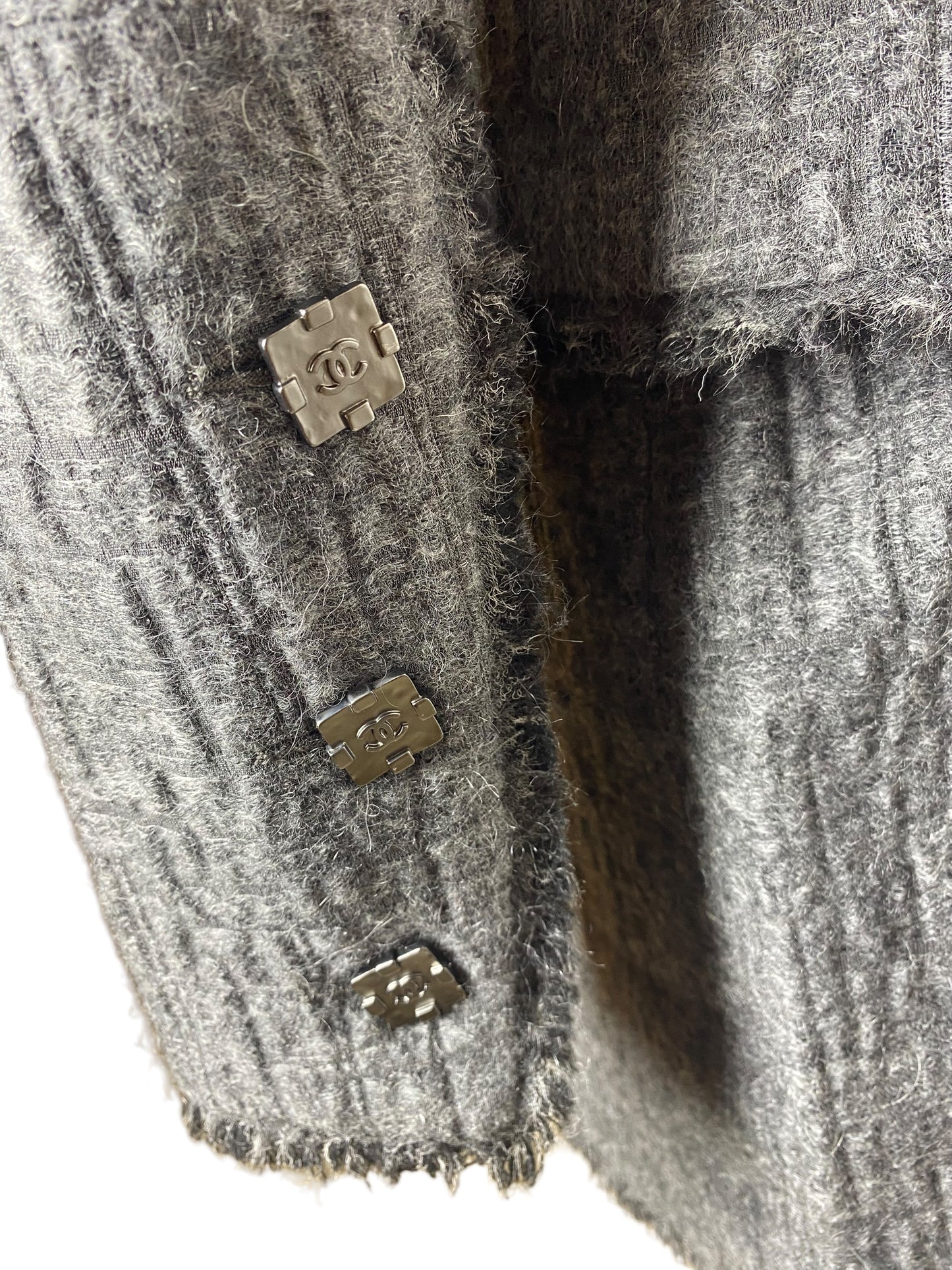 Chanel 11A Textured Gray Asymmetrical Wool Jacket Matching Skirt Suit FR 38