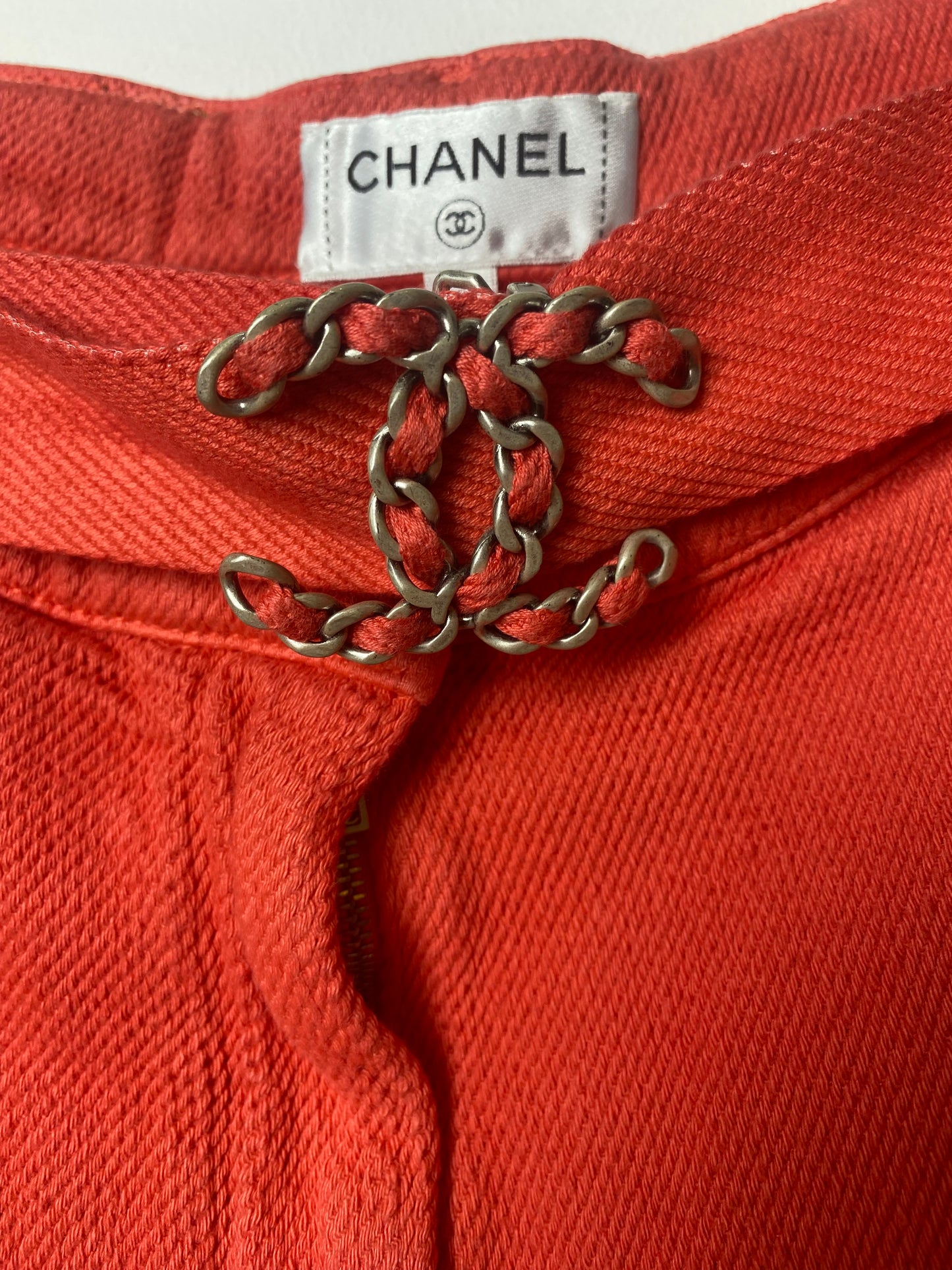 Chanel 2019 Coral Red Cotton CC Buckle Shorts FR 36