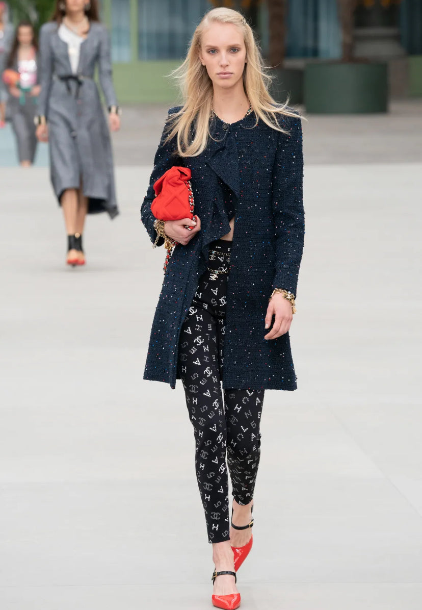 Chanel 20C Runway Black CC Logo Pants Leggings FR 42