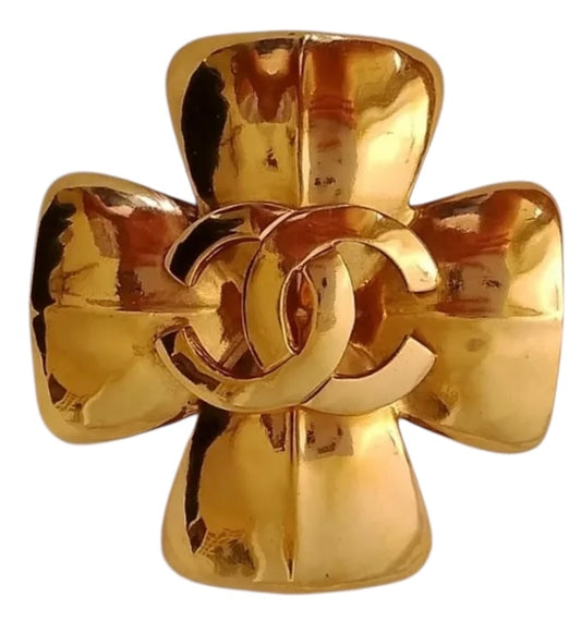 Chanel 97P Vintage Cross Clover CC 24K Gold Plated Brooch