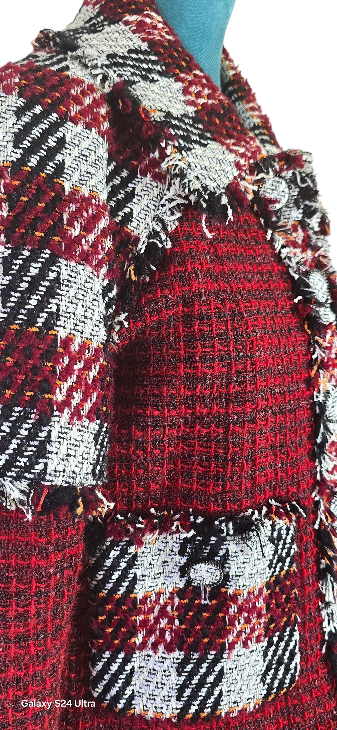 Chanel 16A Runway Burgundy Plaid Tweed Fringe Jacket FR 40