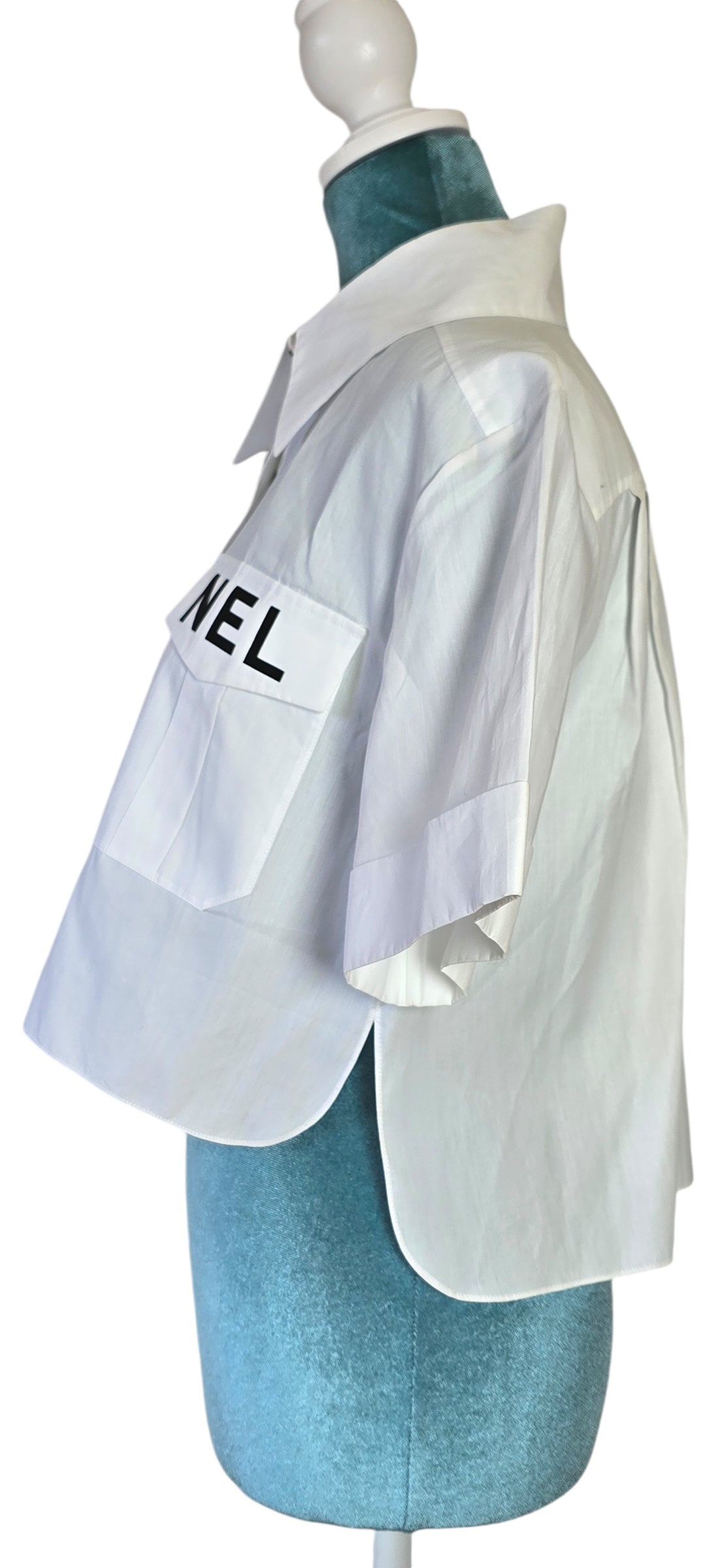 Chanel 2019 Logo Runway White Cropped Shirt Blouse FR 38