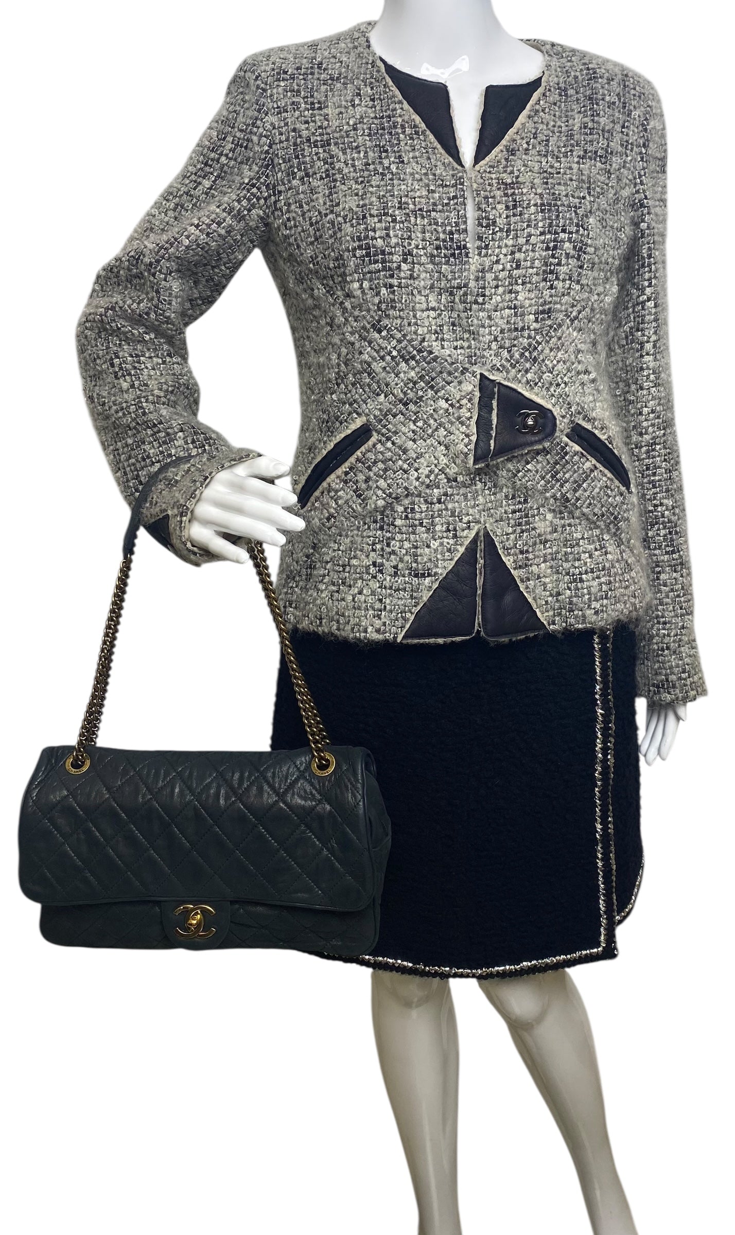 Chanel 2013 Black Quilted Iridescent Calfskin Shiva Jumbo Classic Flap Bag Gold Hardware