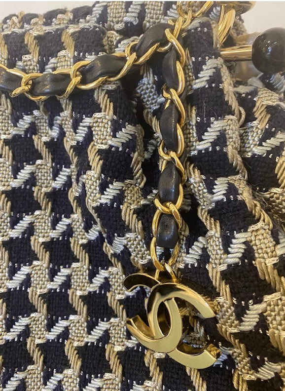 Rare Chanel 05P Runway Tweed Top Handle Basket Bag