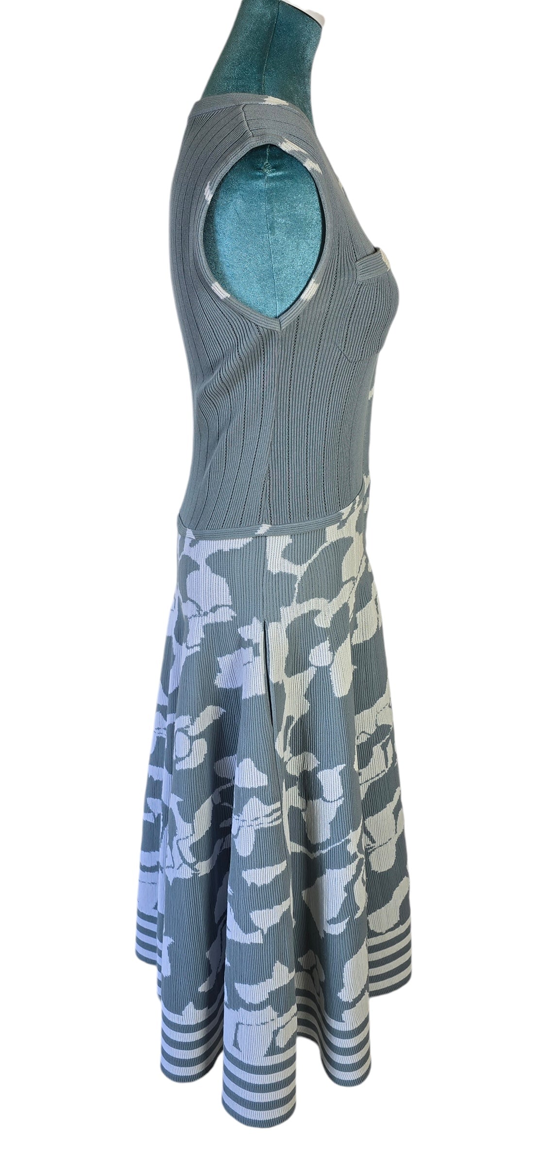 Chanel Airlines 2016 Runway Knit Midi Dress Baby Blue White Zipper Crew Neck FR 42