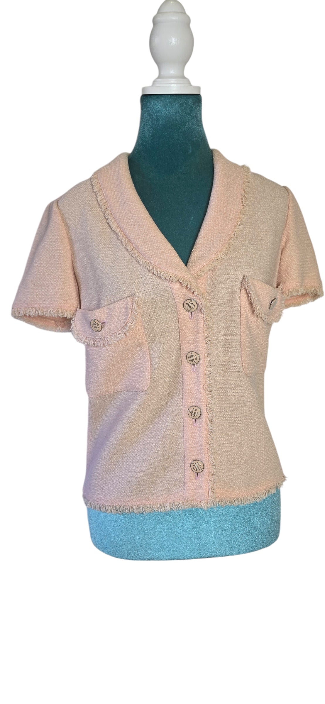 Chanel 2008 Runway Coco Line Pink Wool Boucle Short Sleeve Top Blouse Jacket FR 36
