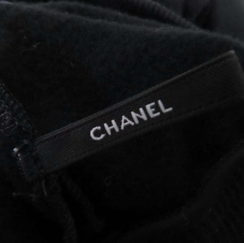 Chanel 17B Black Navy Red Gabrielle Logo Pullover Sweater FR 46
