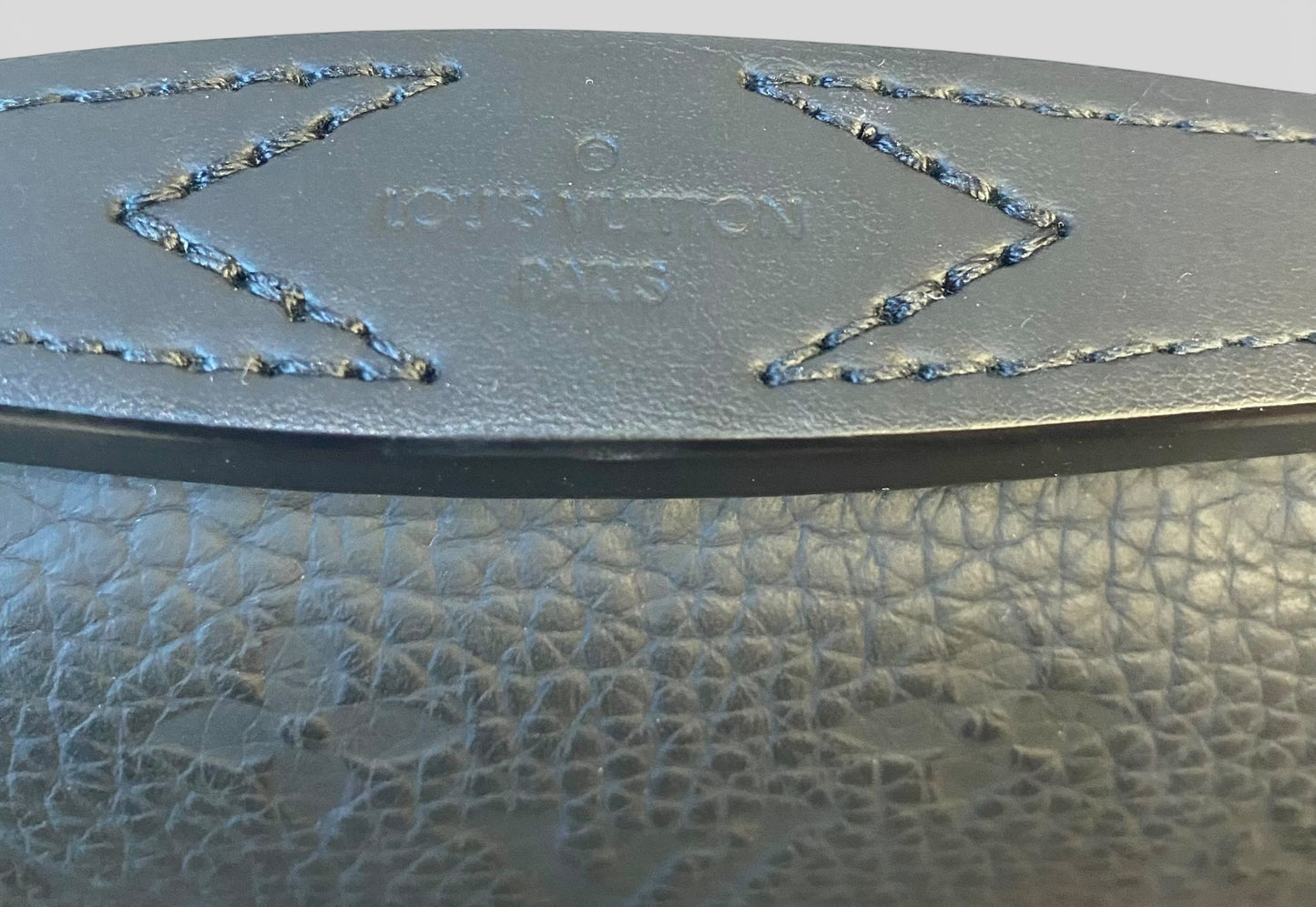 Louis Vuitton Matte Black Taurillon Monogram S Lock Sling Crossbody Waist Bag