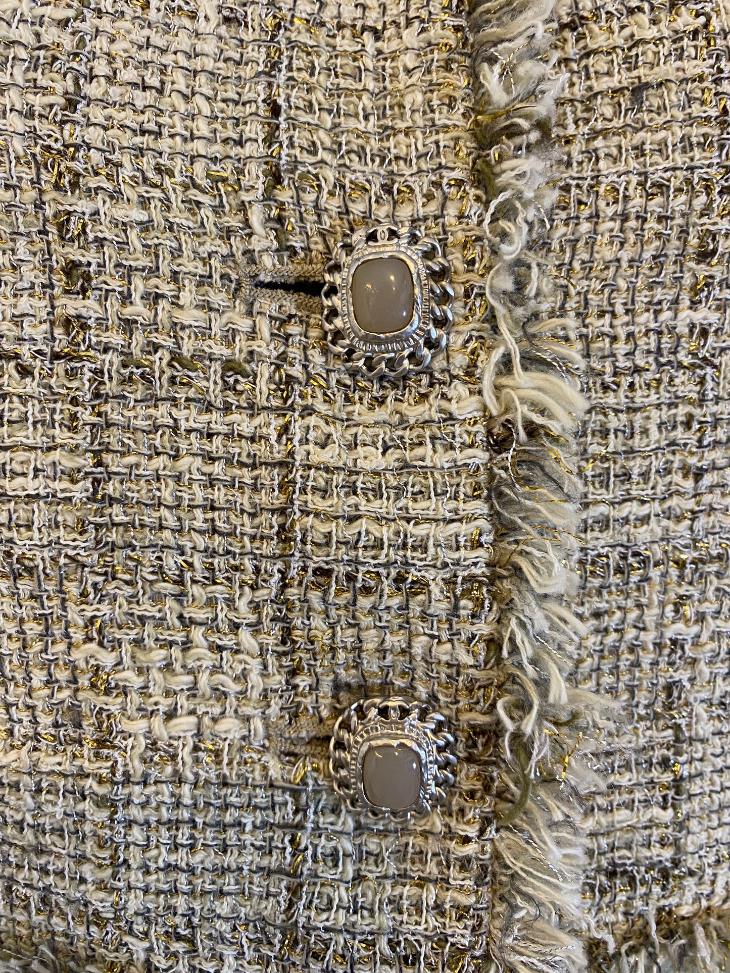 Chanel 10P Fantasy Tweed Beige Metallic Gold Jacket Skirt Suit Set FR 42/44