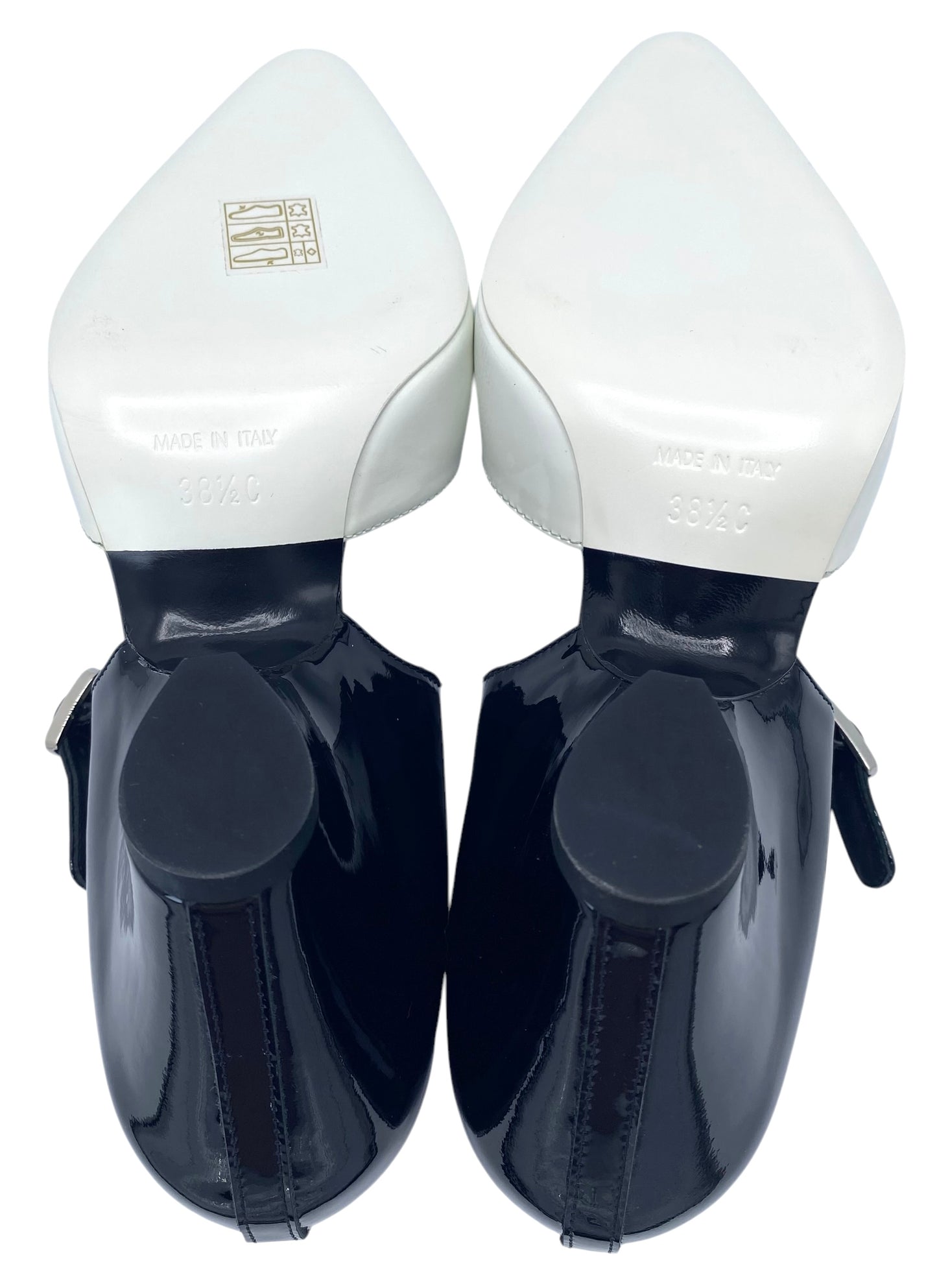 New Unworn Chanel 20C White Black Patent D'Orsay Mary Jane Heels EU 38.5C