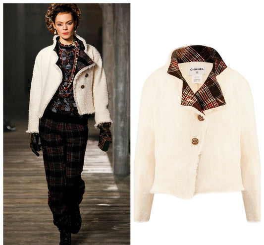 CHANEL 13A PARIS EDINBURGH ECRU TWEED JACKET GRIPOIX BUTTONS FR 44