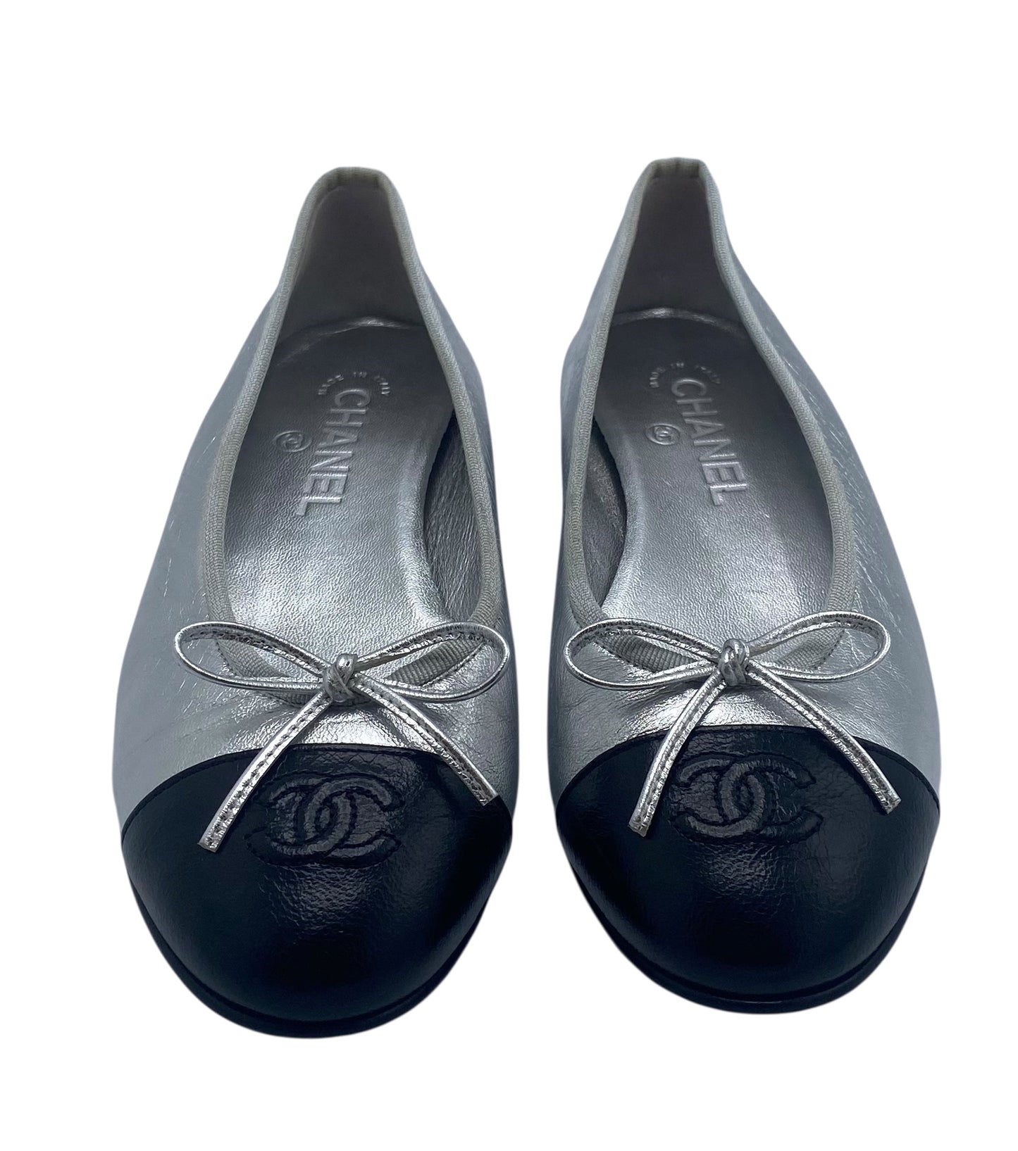 Chanel Metallic Silver Black CC Cap Toe Bow Ballet Flats EU 38