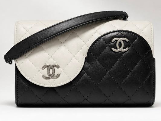 Rare Chanel 16C Paris-Seoul Small Yin Yang Flap Bag