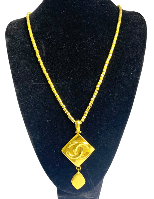 Rare Chanel Vintage 96P Long Rhombus Oversized Pendant Necklace 24K Gold Plated