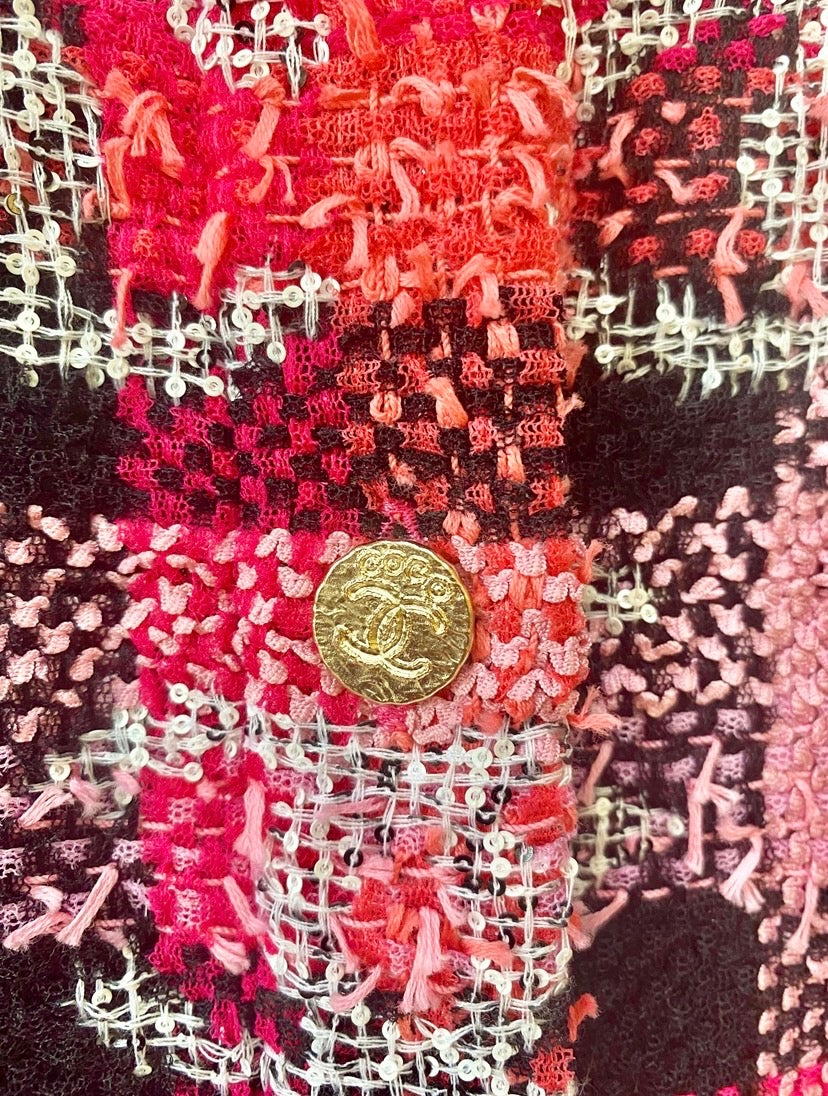 Chanel 22M Coco Beach CC Logo Pink Sequin Fantasy Tweed Blouse Vest FR 36