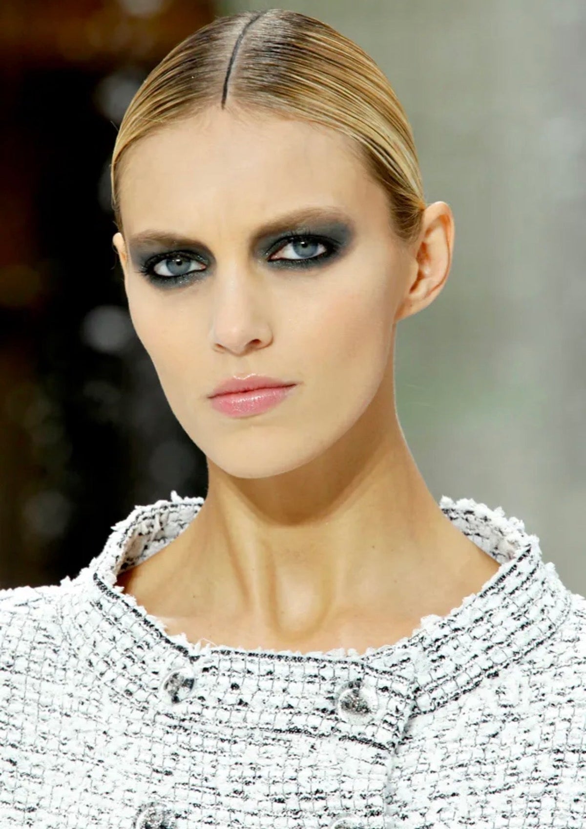 Chanel 11P Runway White Black Tweed  Double Breasted Jacket FR 38