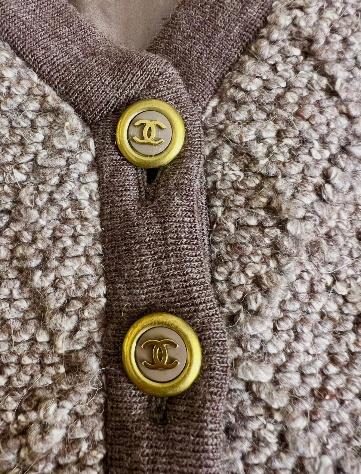 Vintage Chanel 94A Brown Boucle Wool Skirt Suit FR 36